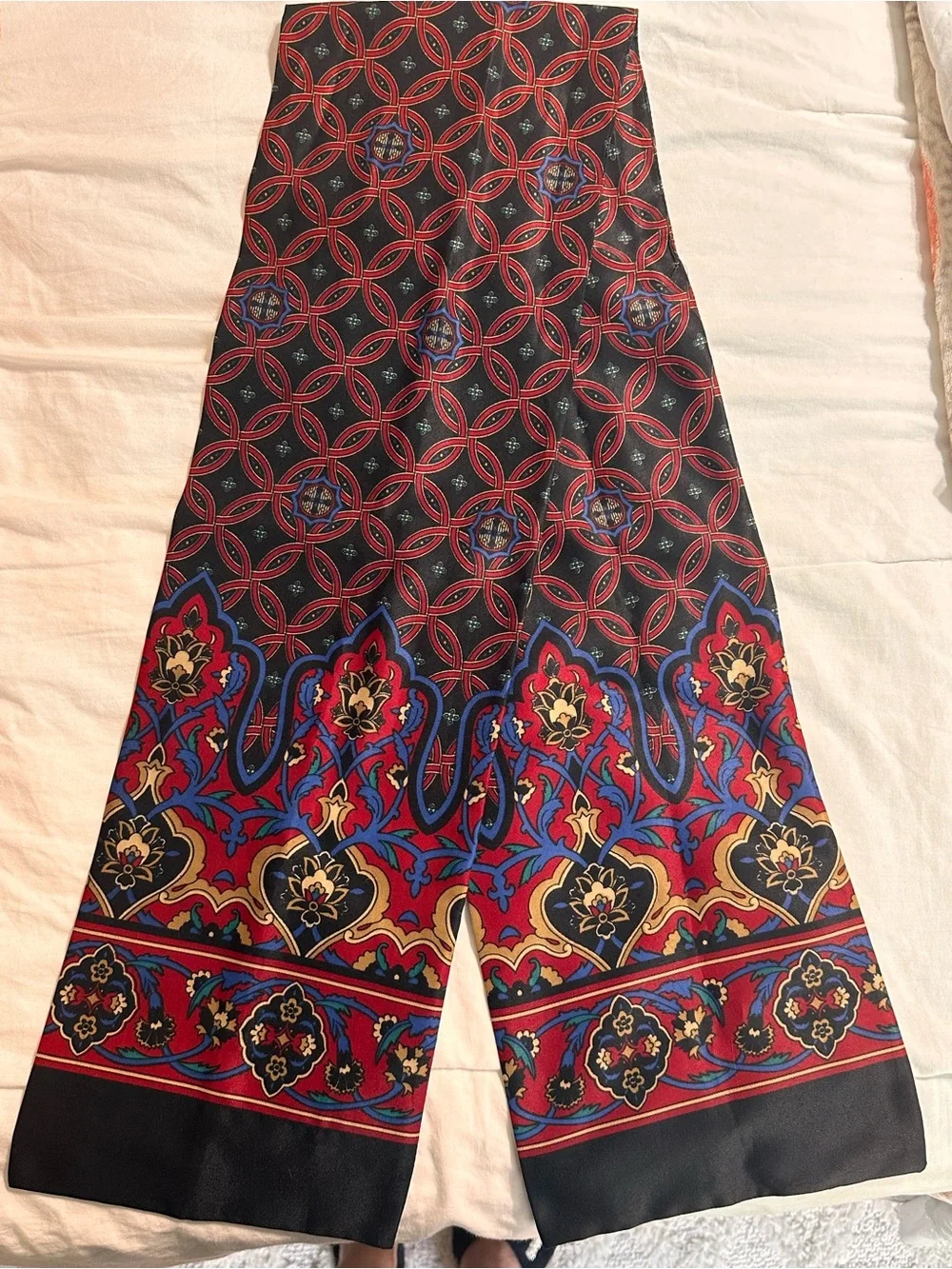 Silk-Feel Red & Black Printed Old Money Preppy Paris Ascot Scarf